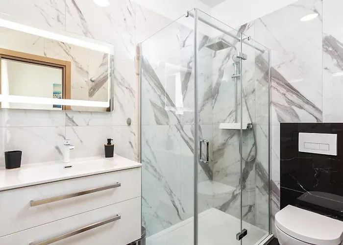 Luna & Pia Comfortable 普拉